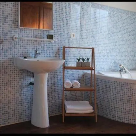 Maison De Vacances Avec Piscine Brossac